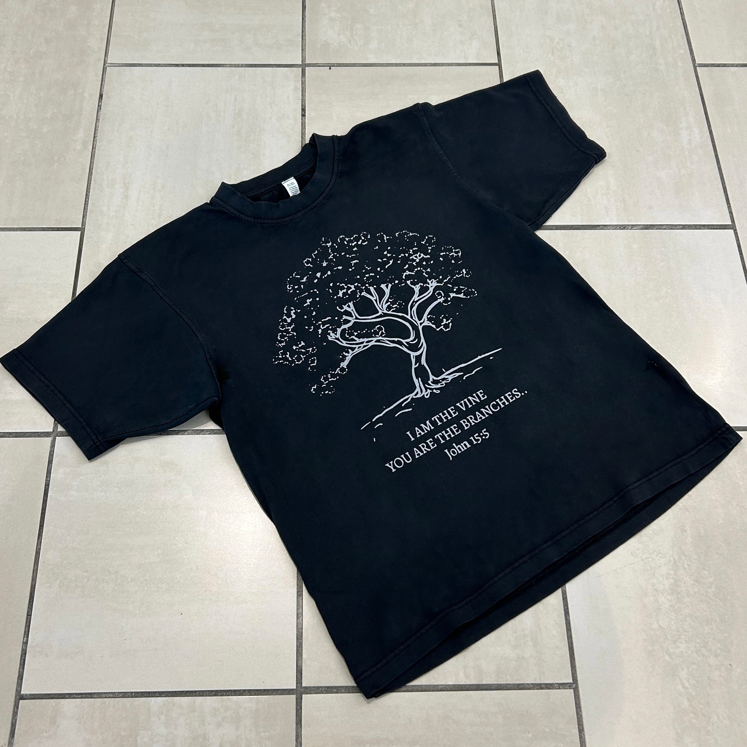 VINE AND BRANCHES T-SHIRT